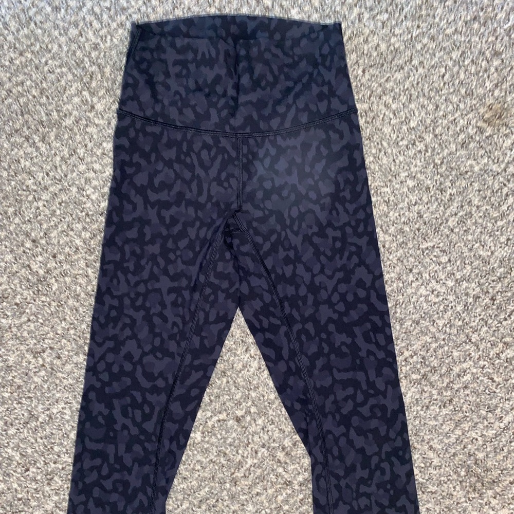 Lululemon 21” Wunder Under Leggings